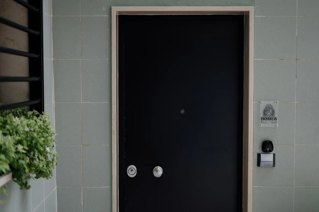Domus Residence - Catullo - バーリ